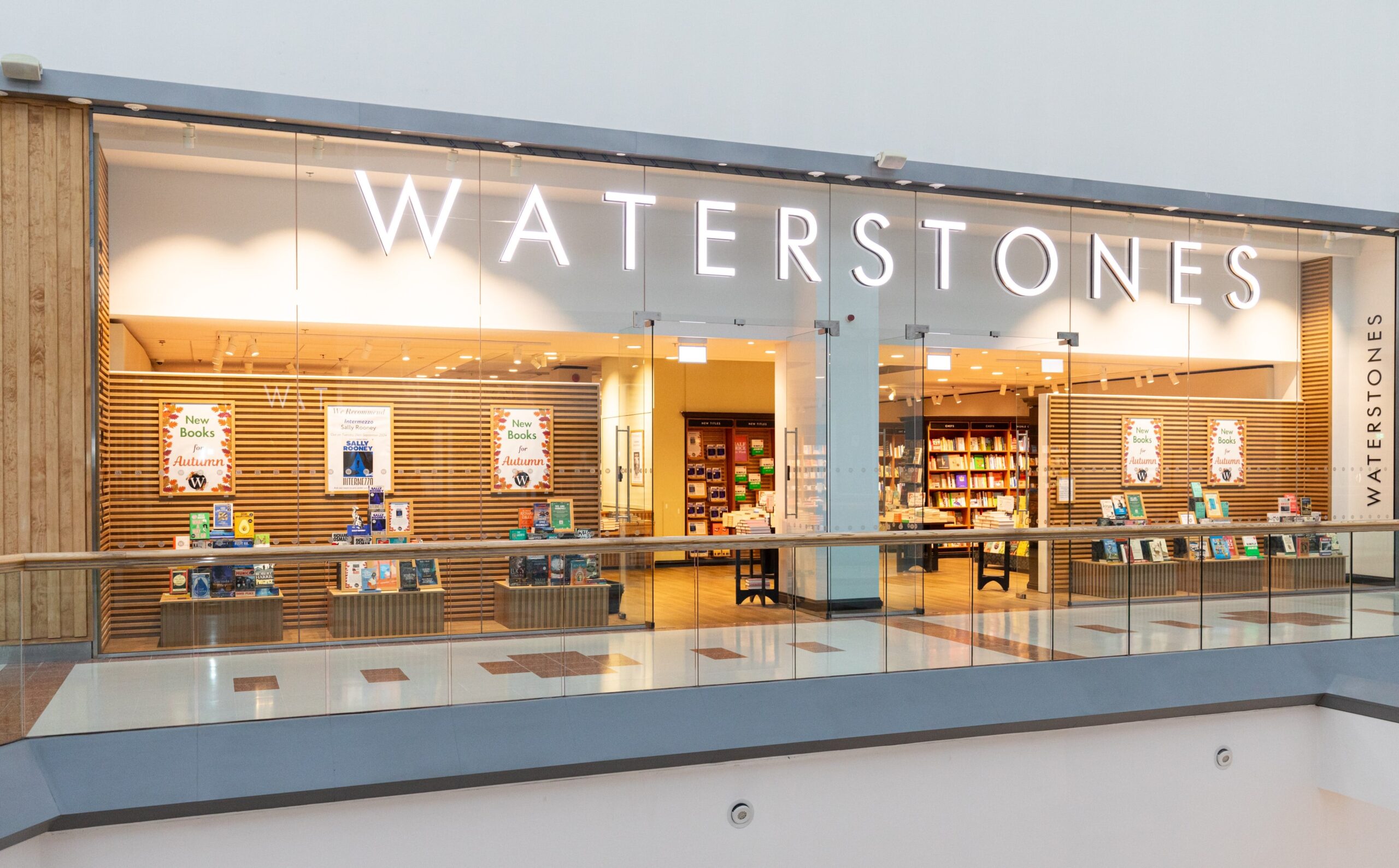 Merry Hill pens book deal as Waterstones becomes 25th brand to invest in the destination in 2024